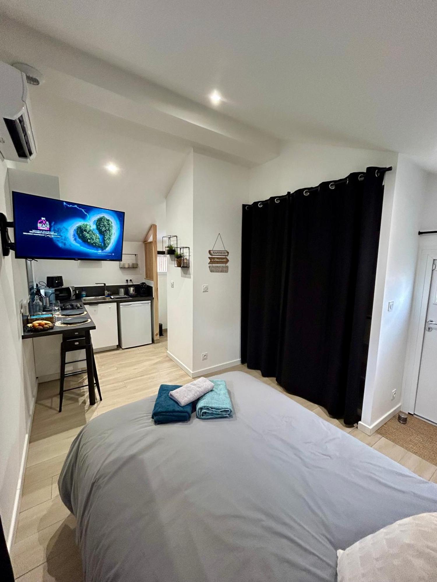 Tiny House De Charme Toute Equipee Ле-Пьян-Медок Экстерьер фото